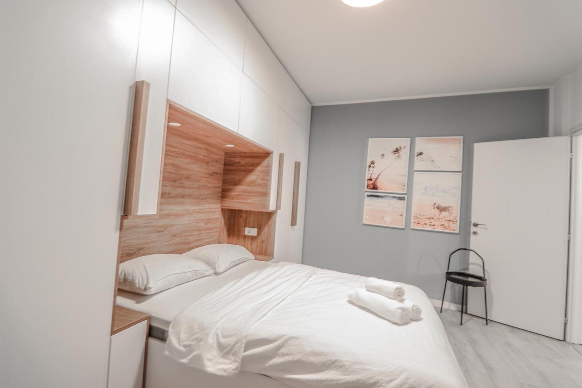 Piata Romana, Two Bedrooms Apartment Bucharest Exterior photo